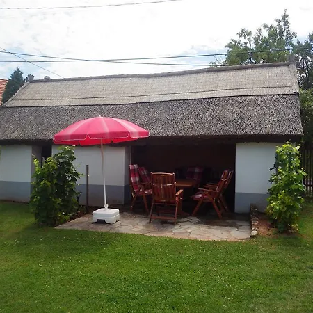 Сasa de vacaciones Balaton Paloznak